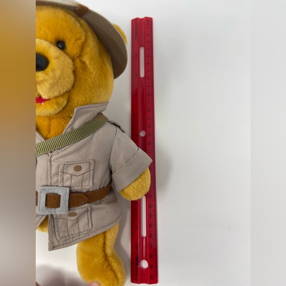 DISNEY: Safari Winnie-the-Pooh Plush. Walt Disney World. Pre-Owned with Tags. - Picture 13 of 13